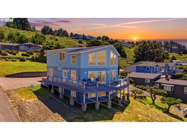 2030 NE 66th St, LincolnCity, OR 97367