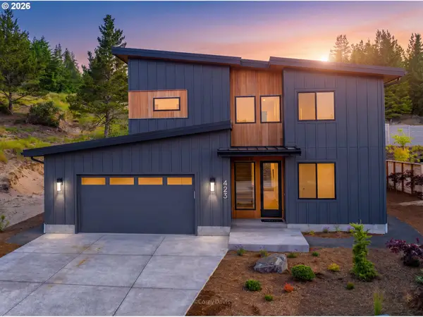 423 Meadows Dr, Manzanita, OR 97130