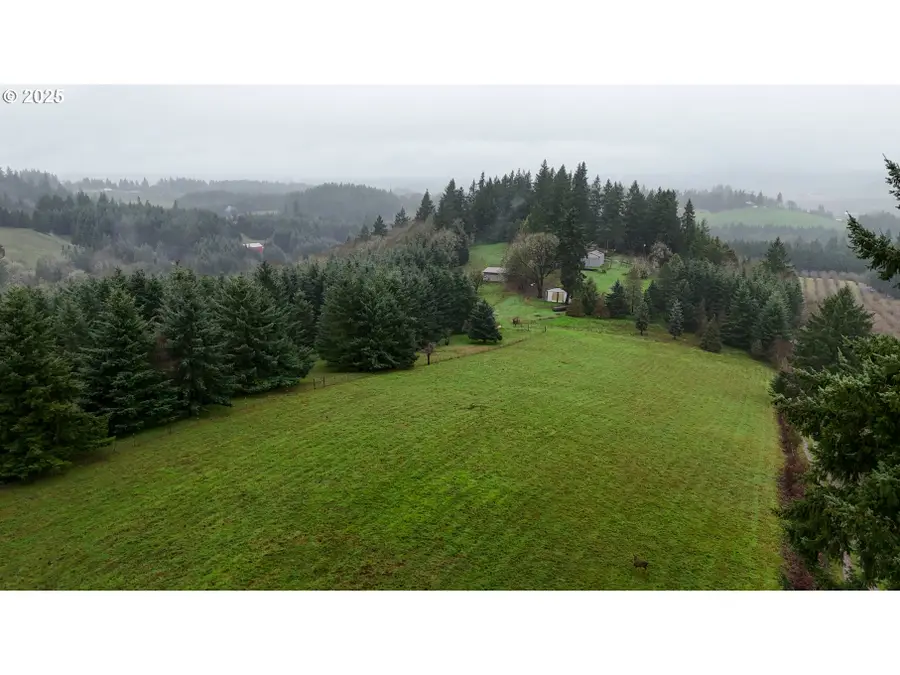 20180 NE Sunnycrest Rd, Newberg, OR 97132 - Image #2