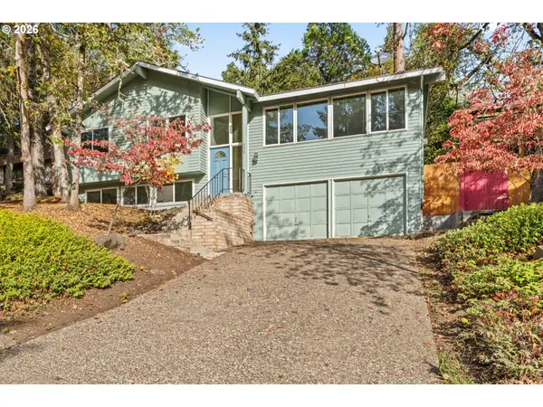 505 Lochmoor Pl, Eugene, OR 97405