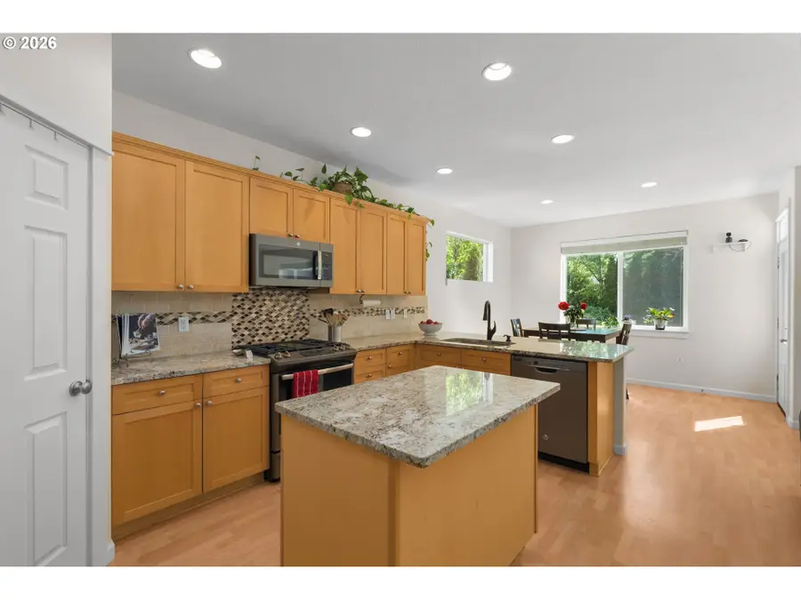 11210 SW 84th Ave, Portland, OR 97223 - #3