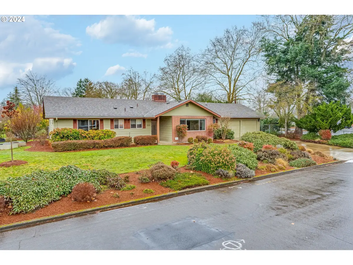 600 Phoenix Way, Vancouver, WA 98661 - #1