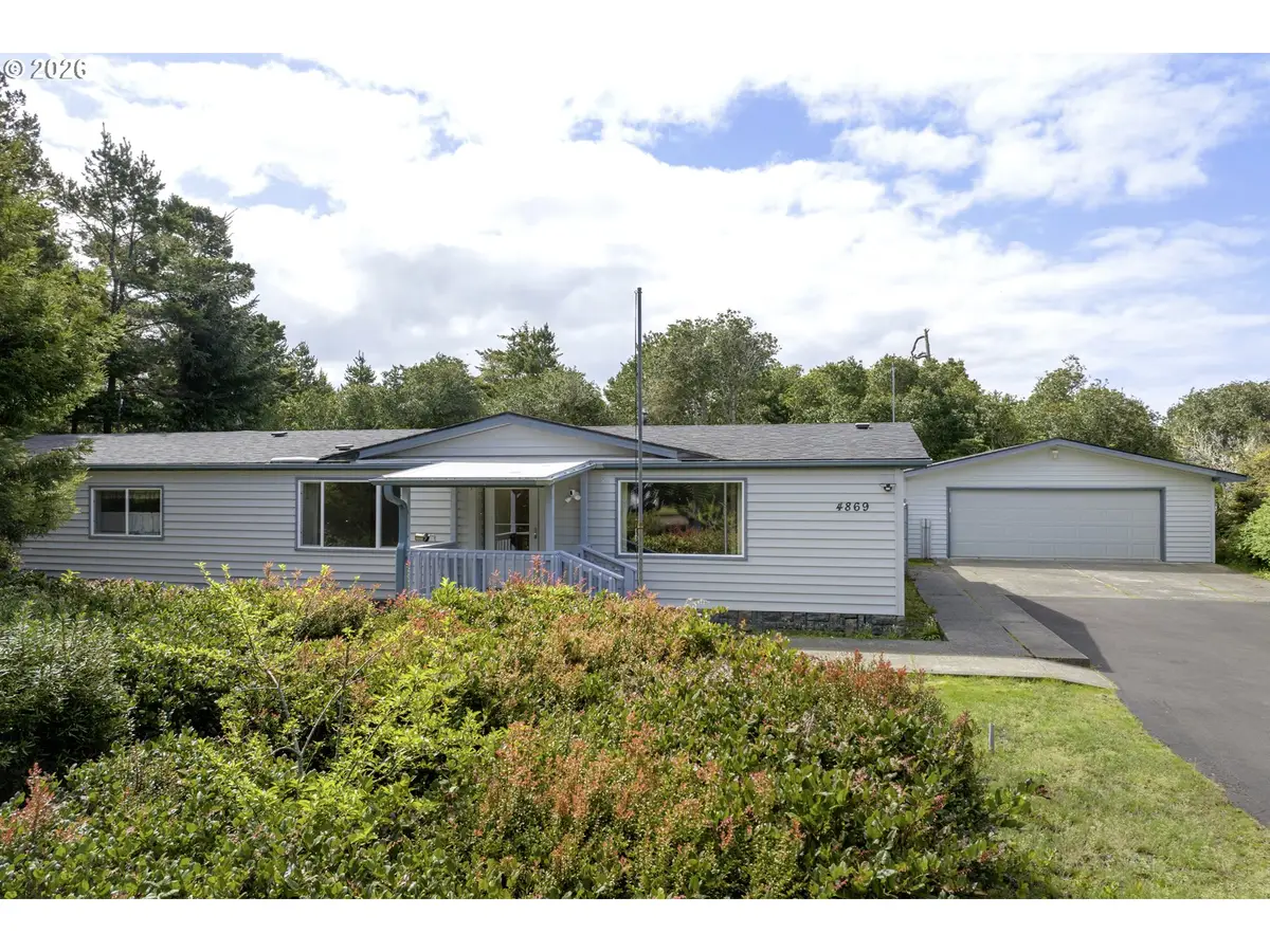 4869 Seapine Dr, Florence, OR 97439 - #1