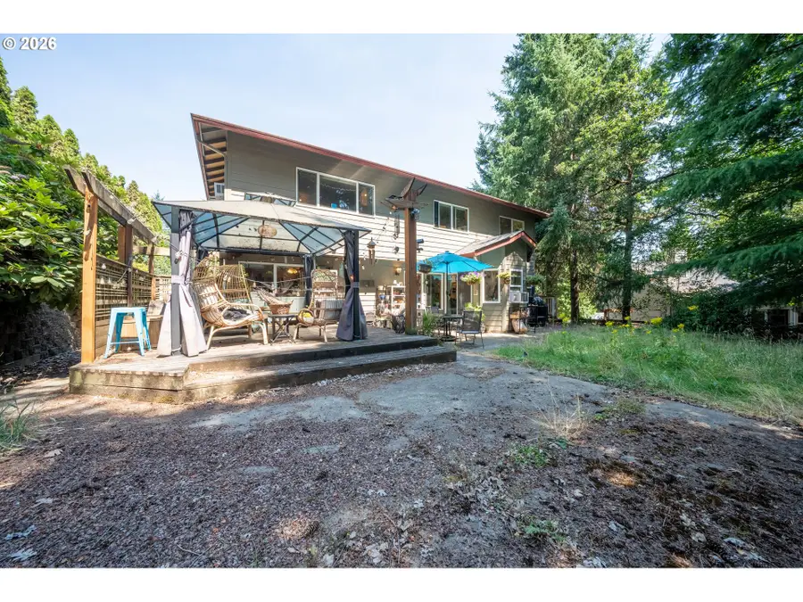 3856 Ashford Dr, Eugene, OR 97405 - #2