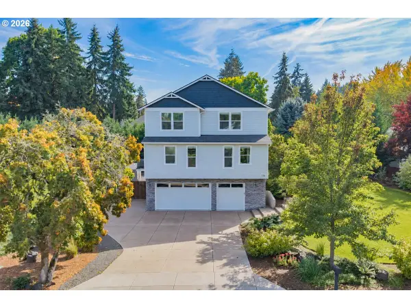 116 NE 13th Ave, Albany, OR 97321