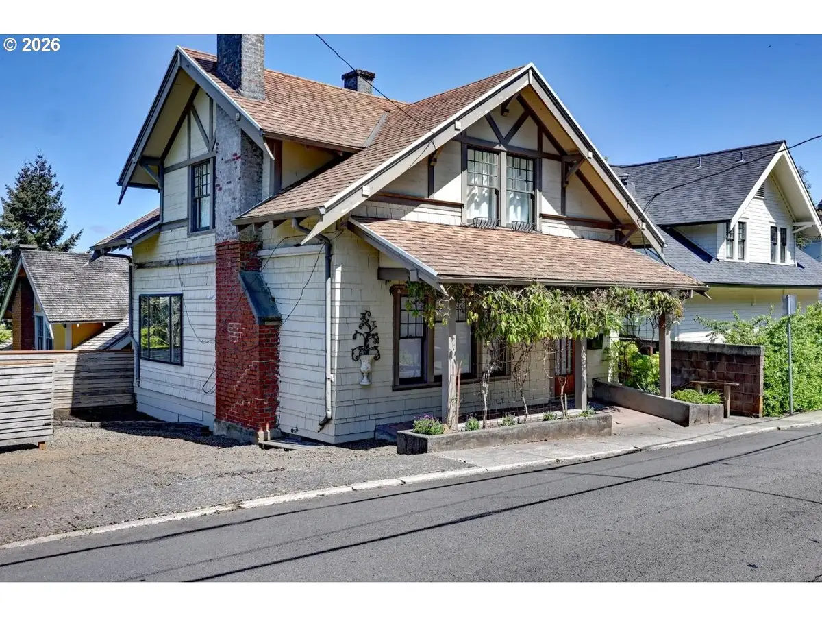 1244 Grand Ave, Astoria, OR 97103 - #1