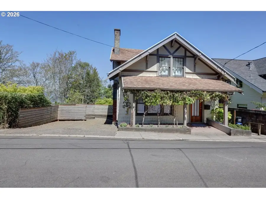 1244 Grand Ave, Astoria, OR 97103 - #3