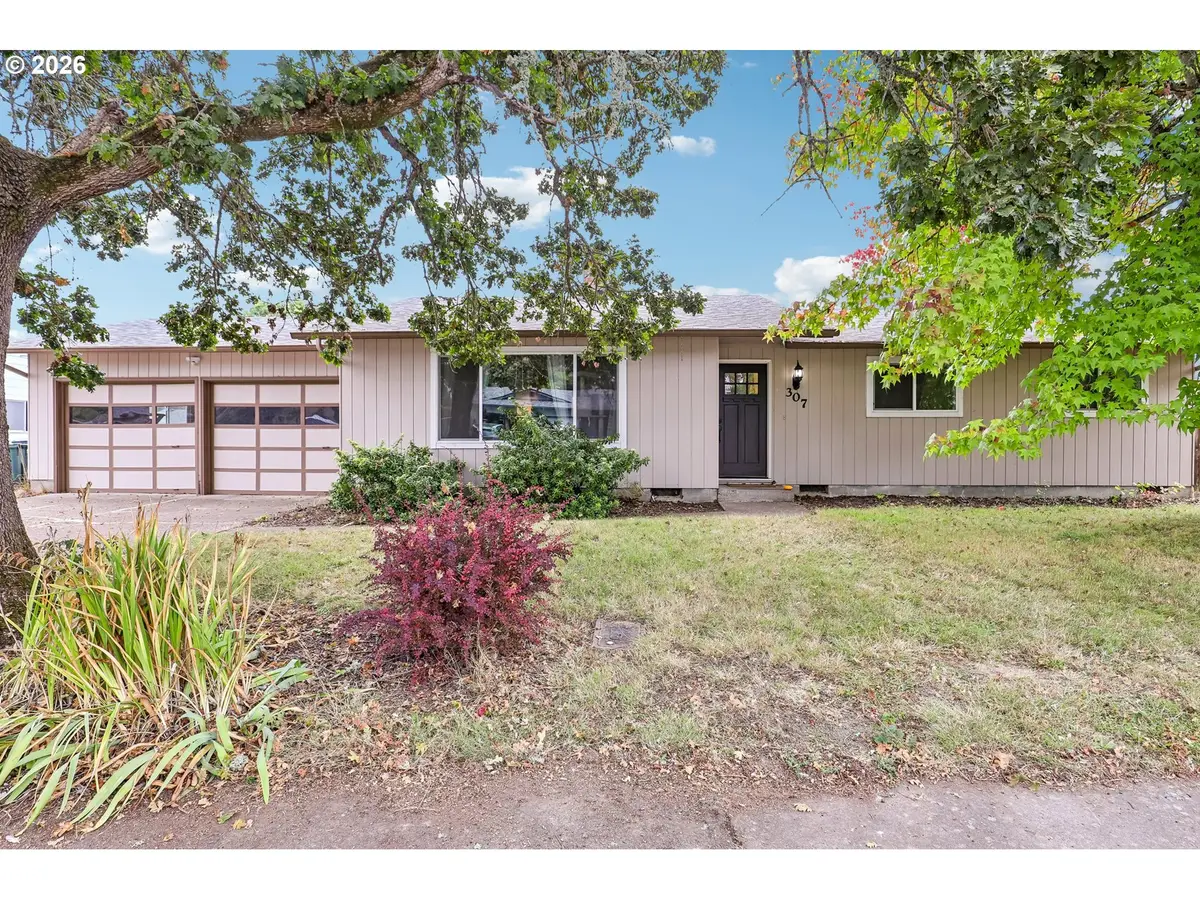 307 Atwater St N, Monmouth, OR 97361 - #1