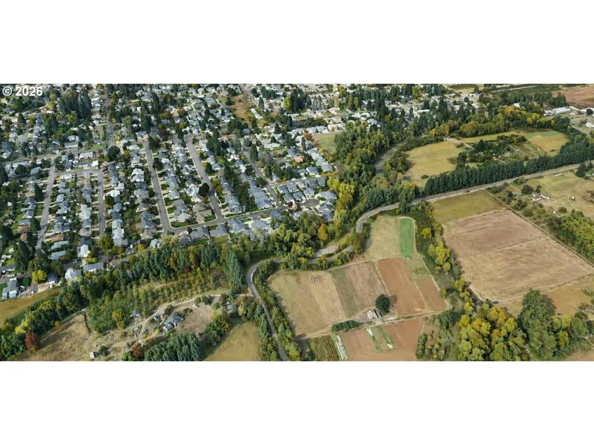 000 E Beacon Dr, Eugene, OR 97404 - #1