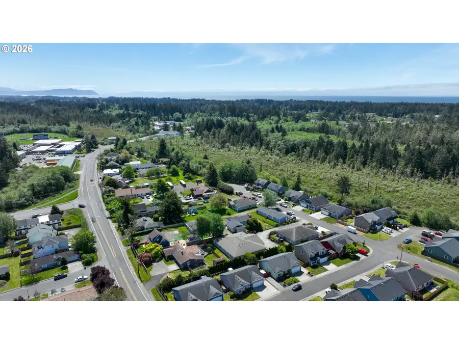 1501 S Main Ave, Warrenton, OR 97146 - #3