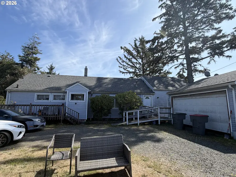 2473 Queen St, Seaside, OR 97138 - #2