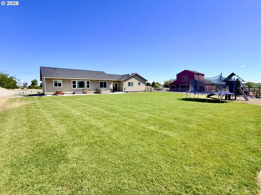 75727 Depot Ln, Irrigon, OR 97844 - #3