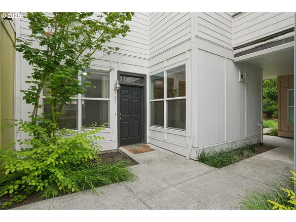 2004 NE Cadbury Ave #105, Hillsboro, OR 97006