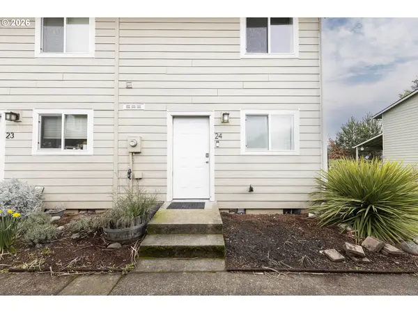 3305 E Vittoria Way #24, Newberg, OR 97132