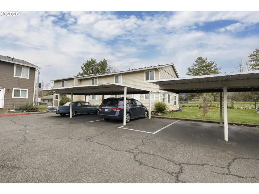 3305 E Vittoria Way #24, Newberg, OR 97132 - #2