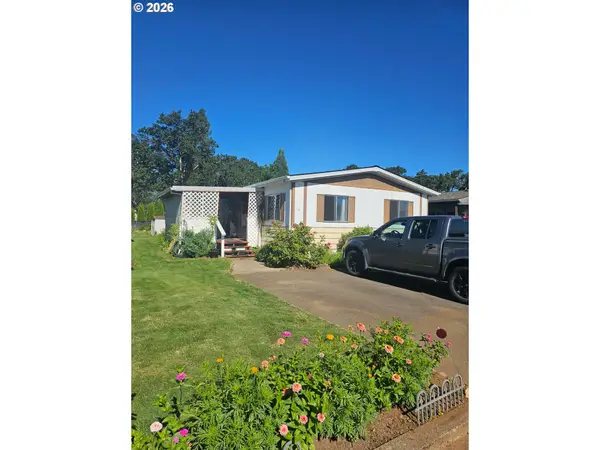 1267 Tucker Rd #18, HoodRiver, OR 97031