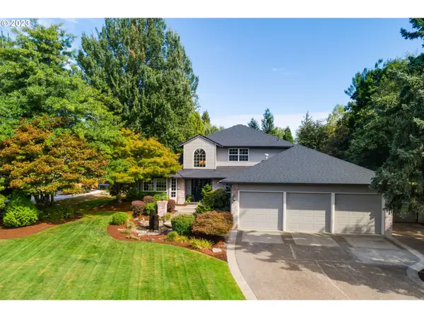 2132 SE Douglas Pl, Gresham, OR 97080