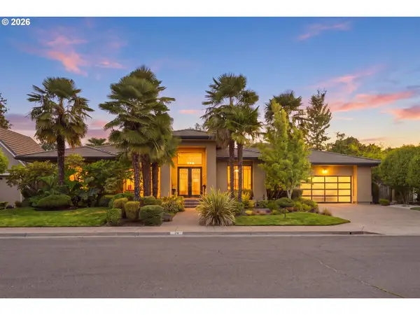 3222 Riverplace Dr, Eugene, OR 97401