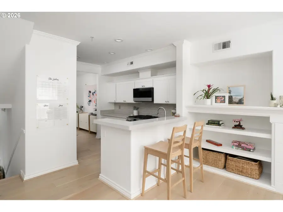 10253 NW Wilshire Ln, Portland, OR 97229 - #3