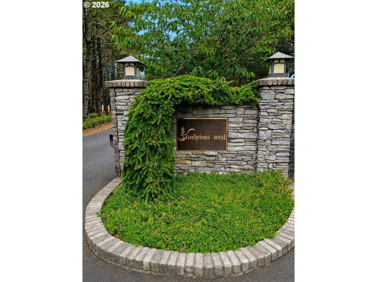 Royal St George, Florence, OR 97439 - #1