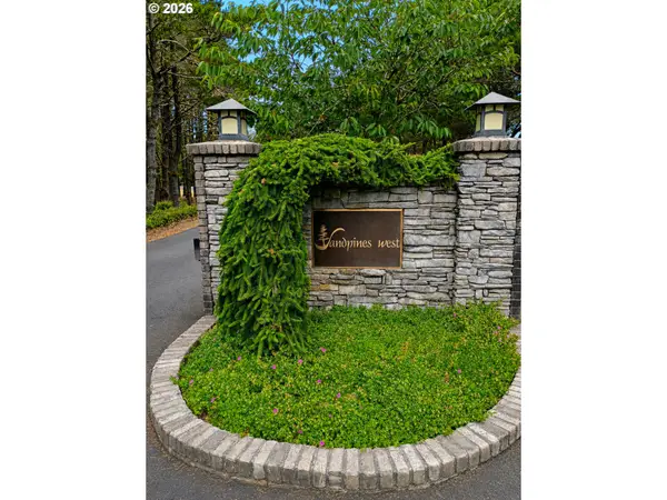 Royal St George, Florence, OR 97439