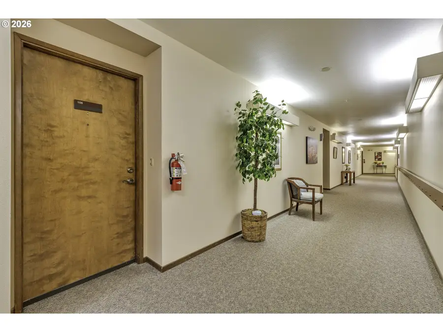 13775 SW Scholls Ferry Rd #106, Beaverton, OR 97008 - #2