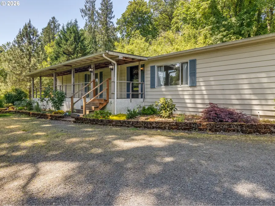 215 E Scott Ave, Woodland, WA 98674 - #3
