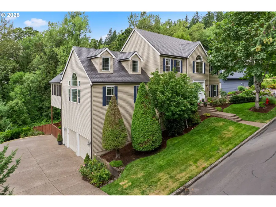 1 Creekside Ter, Lake Oswego, OR 97035 - #2
