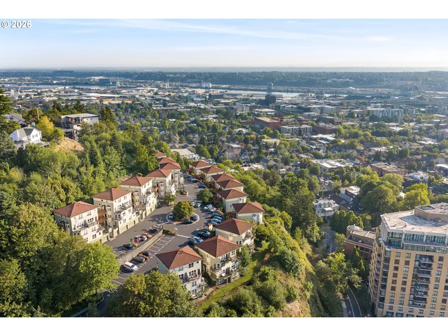 315 NW Uptown Ter #2A, Portland, OR 97210 - #3