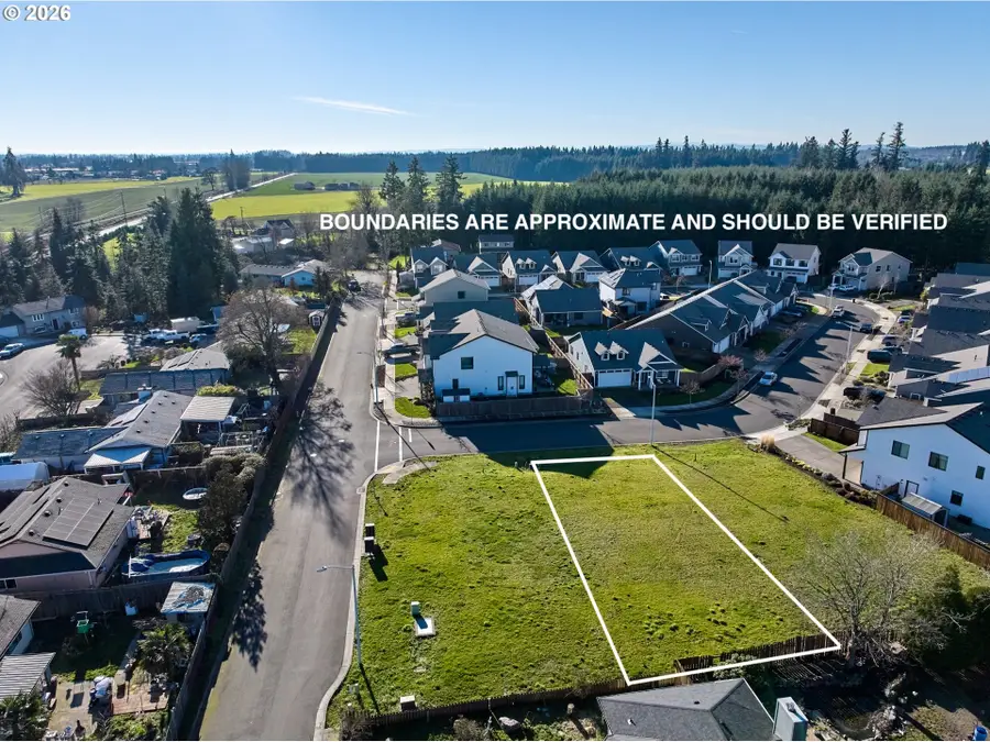 2601 N Lydia Loop, Hubbard, OR 97032 - #2