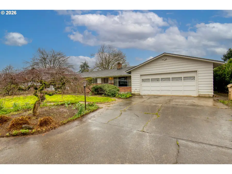 6744 SE Molt St, Milwaukie, OR 97267 - #2