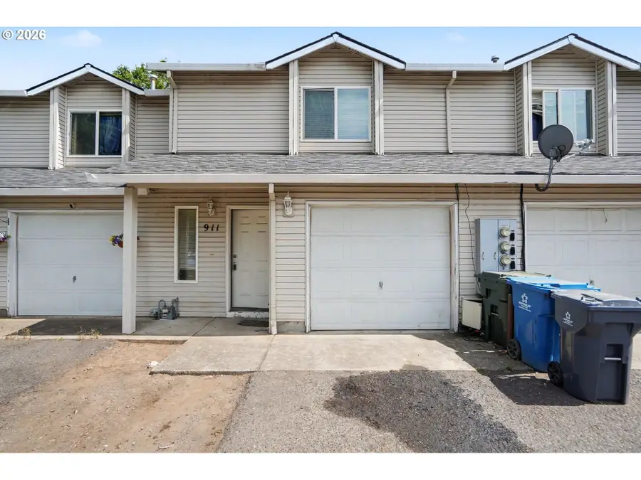 905 Charter Pl, Salem, OR 97301 - #2