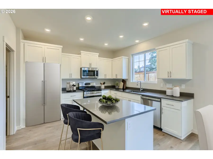 5718 Basalt Ct, Springfield, OR 97478 - #3