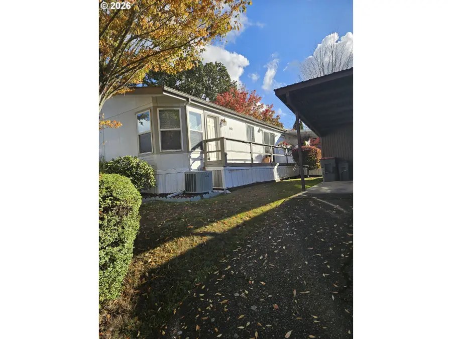 1501 SW Baker St #4, McMinnville, OR 97128 - #3