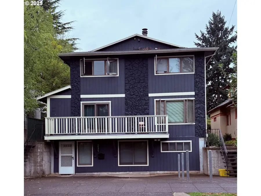 2165 NE Multnomah St, Portland, OR 97232 - Image #2