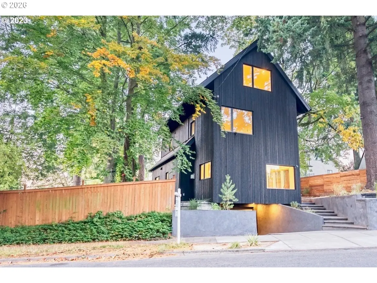 4523 SE Tibbetts St, Portland, OR 97206 - #1