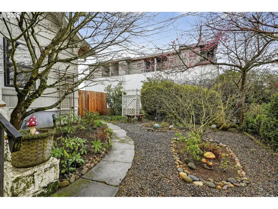 4923 NE 23rd Ave, Portland, OR 97211 - #3