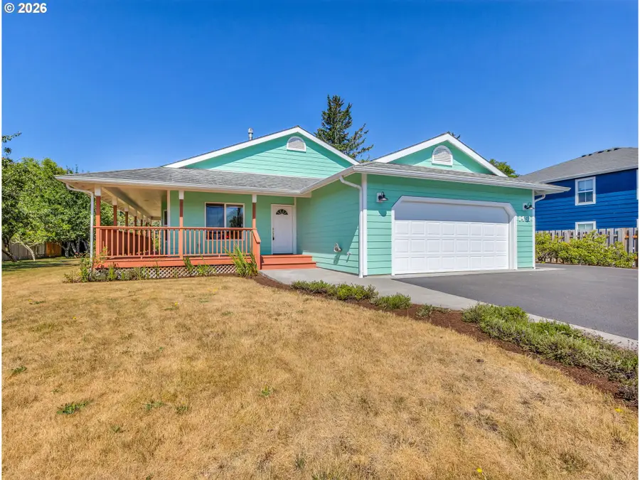 1451 SW Alder Ave, Warrenton, OR 97146 - #3