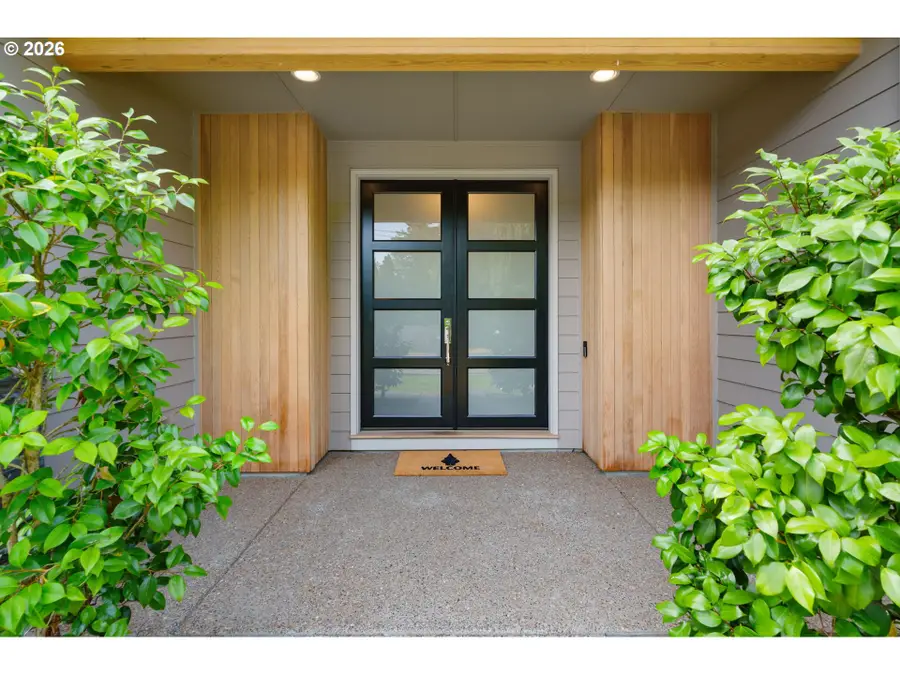 5540 SW Brugger St, Portland, OR 97219 - #2