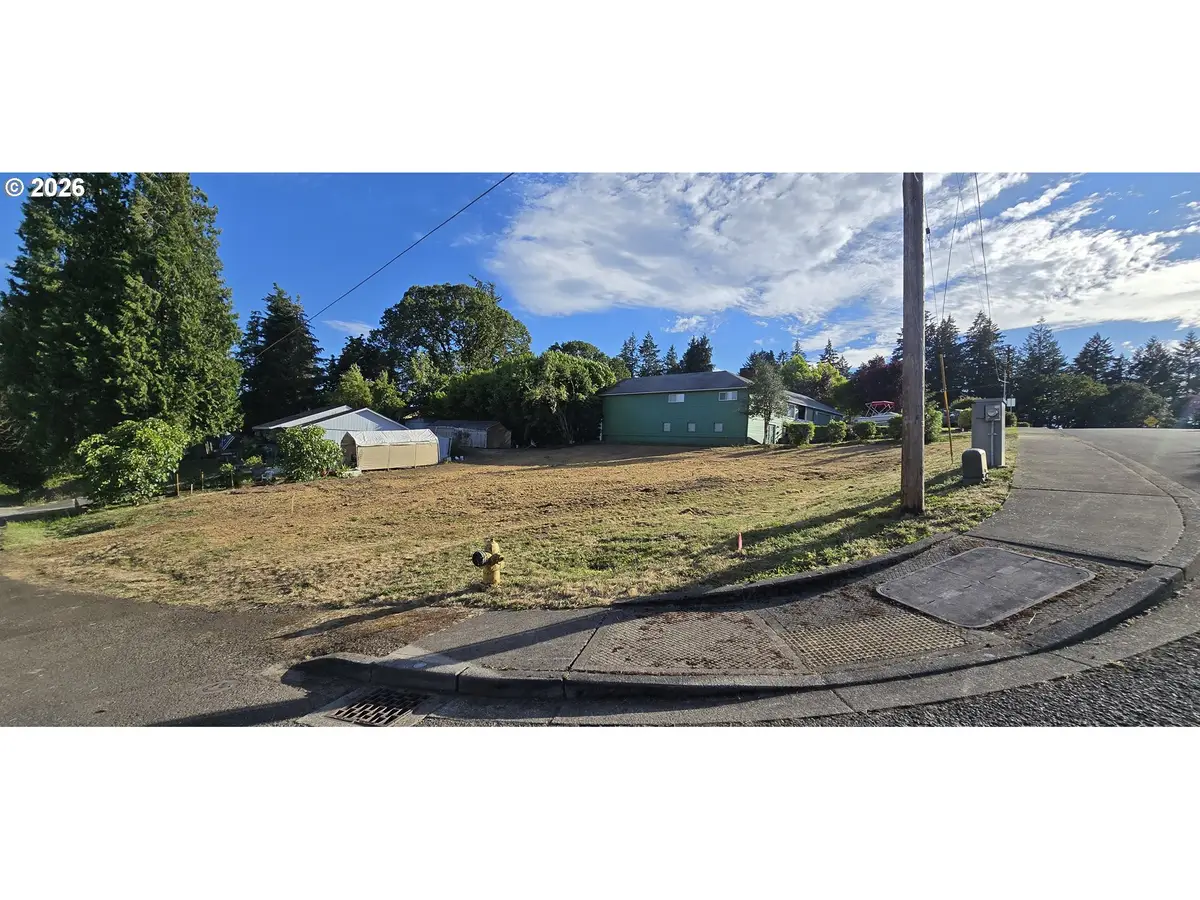 510 W 5th St, La Center, WA 98629 - #1