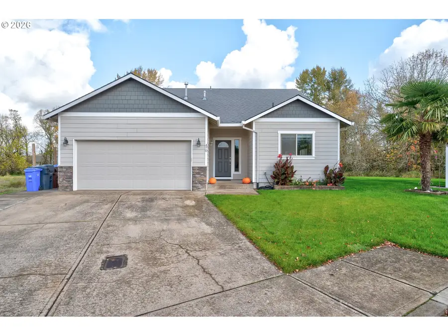 470 Burghardt Dr, Molalla, OR 97038 - Image #2