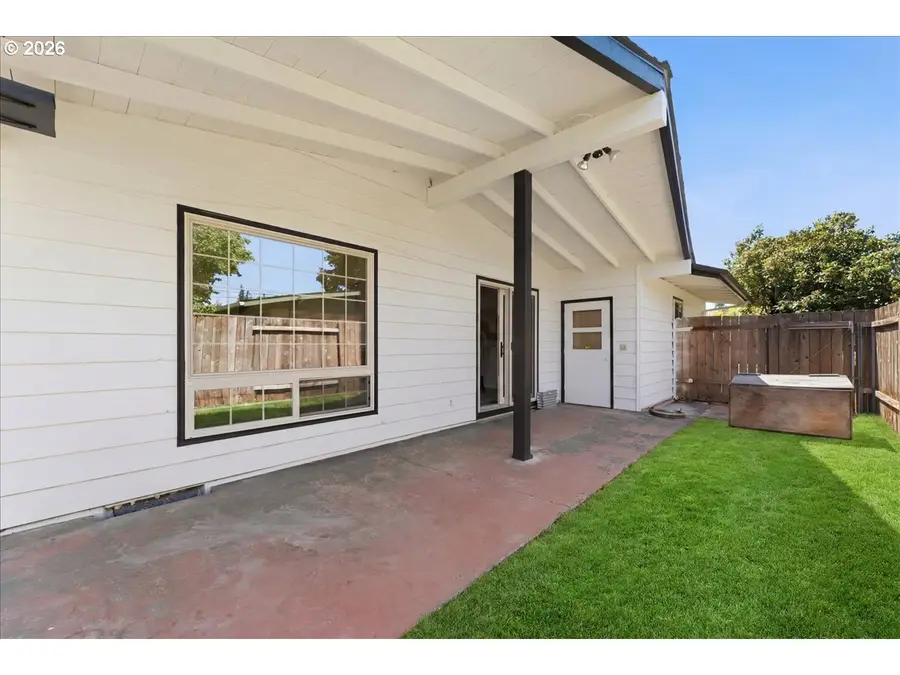 13547 NE Sacramento St, Portland, OR 97230 - #2