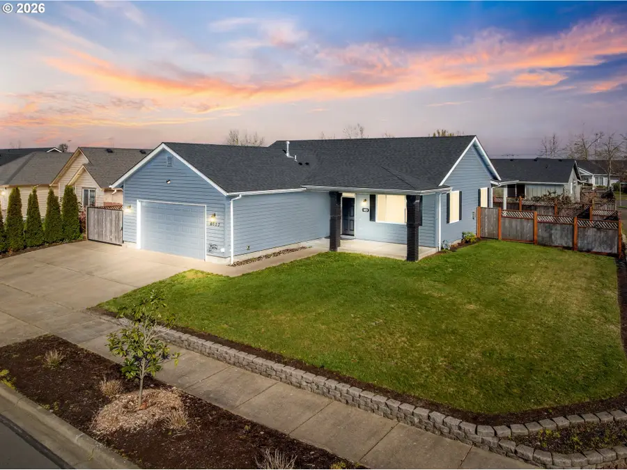 6023 Mondavi Ln, Eugene, OR 97402 - #2