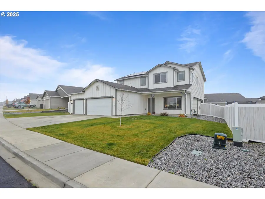 1678 Wilson St, Umatilla, OR 97882 - Image #3
