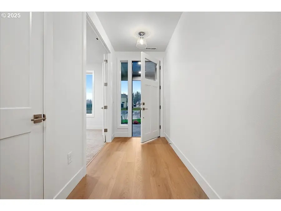 3510 N 11th Cir, Ridgefield, WA 98642 - Image #3