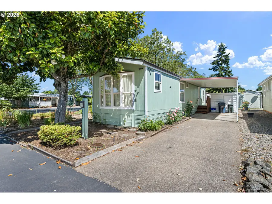 1400 Candlelight Dr #180, Eugene, OR 97402 - #3