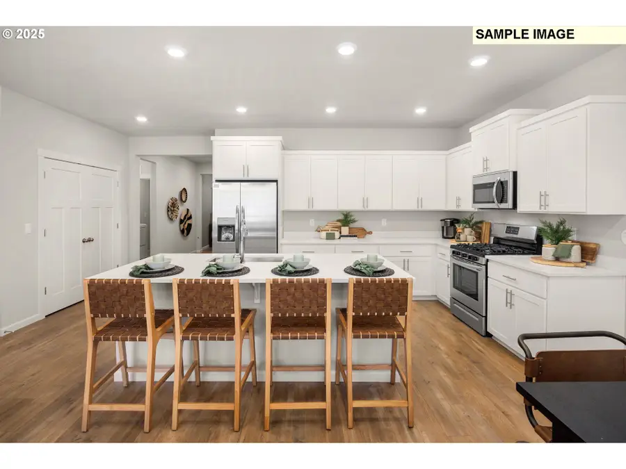 565 Withers Ct Se, Albany, OR 97322 - #3