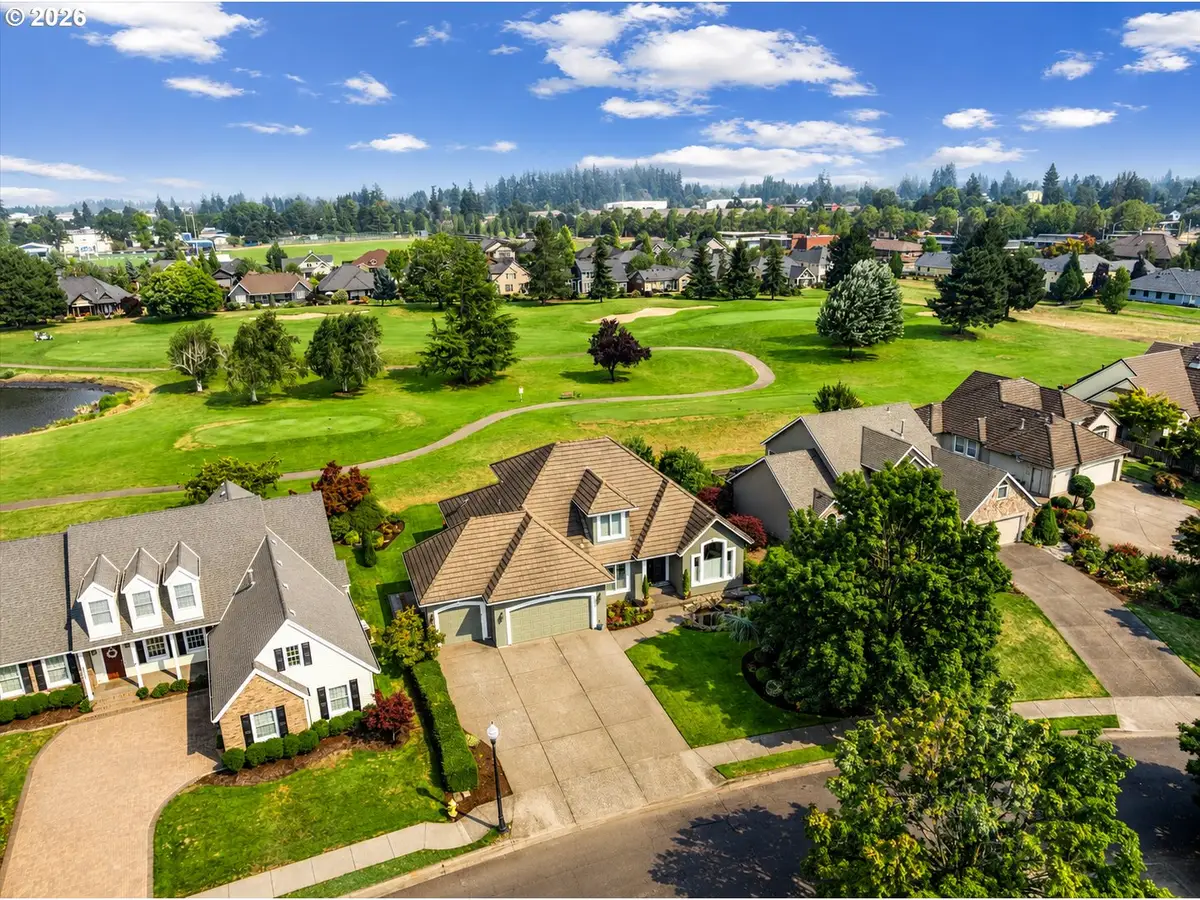 2320 Miller Farm Rd, Woodburn, OR 97071 - #1