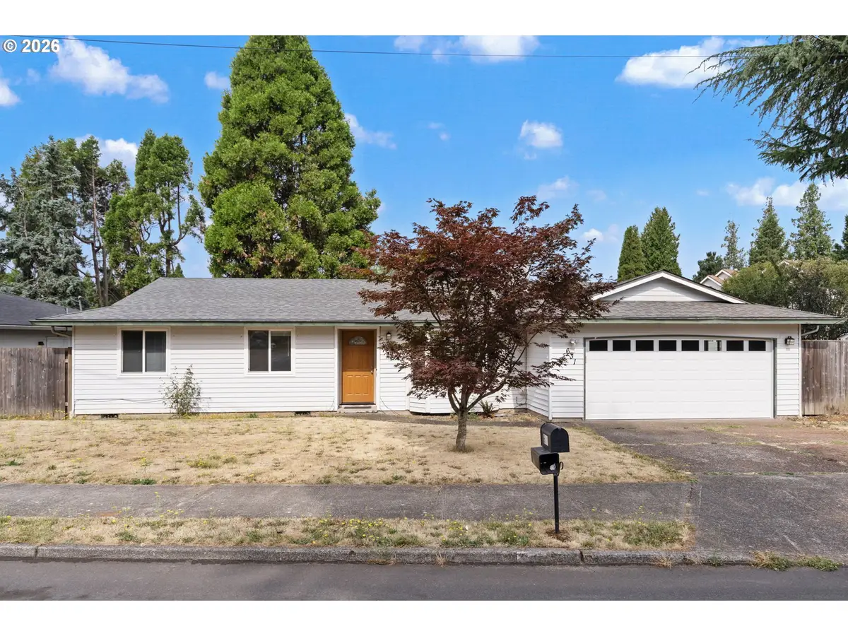631 SE 215th Ave, Gresham, OR 97030 - #1