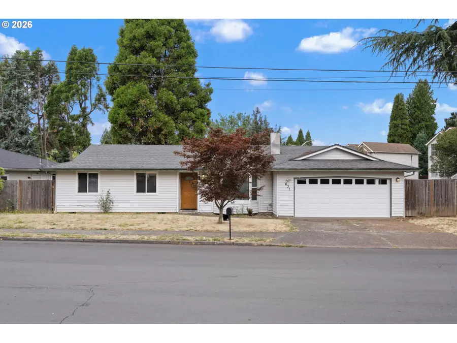 631 SE 215th Ave, Gresham, OR 97030 - #2
